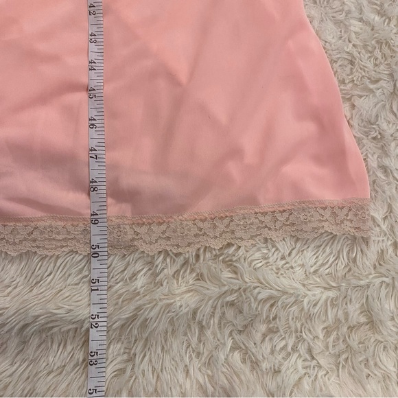 Vintage Aristocraft Peach Nightgown with Cream Lace Detail Size Small - Picture 6 of 10